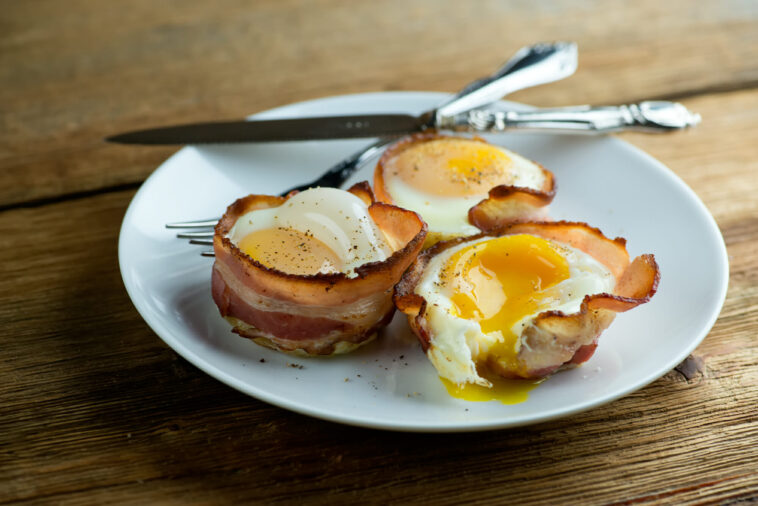 How do Costco bacon and egg muffins?