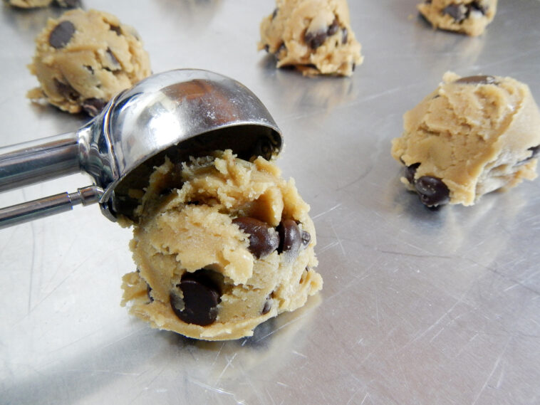How do you scoop cookie dough evenly?