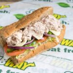 How many carbs are in a 6 inch wheat bread from Subway?