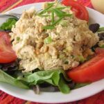 Which is healthier chicken salad or tuna salad?