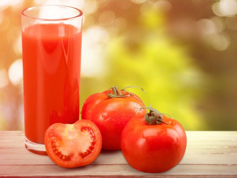 Which is healthier tomato juice or V8?